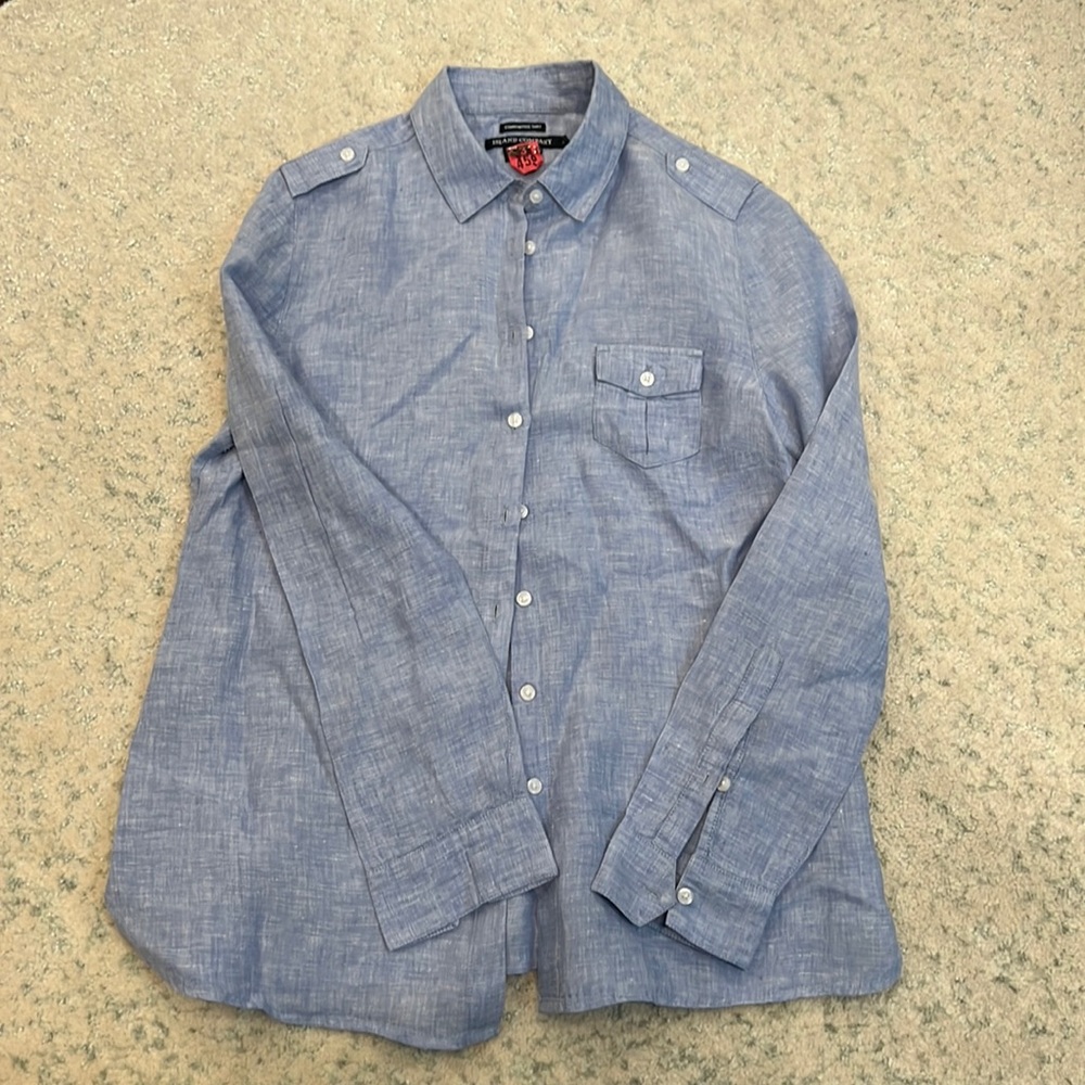 Island Company linen Commandante Shirt. Size small.